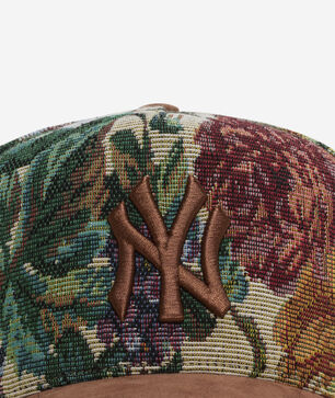 Pro Pinch Floral Tapestry Snapback Hat