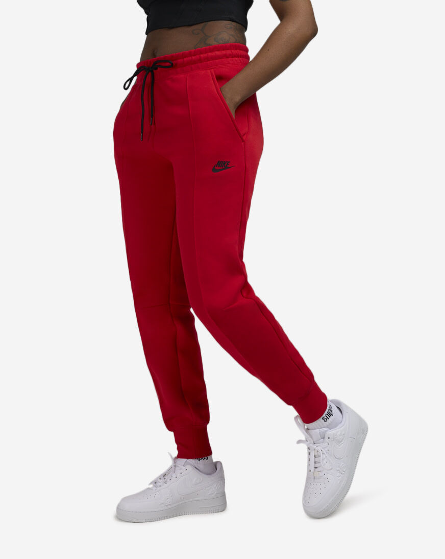 red tech fleece womens