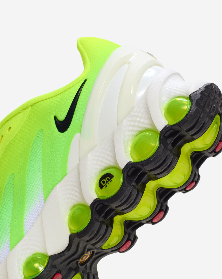 Shop Nike Air Max Dn8 HF5509-700 green | SNIPES USA