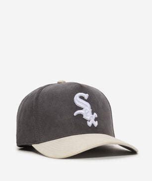 Chicago White Sox Pro Pinch Suede Two Tone Snapback Hat