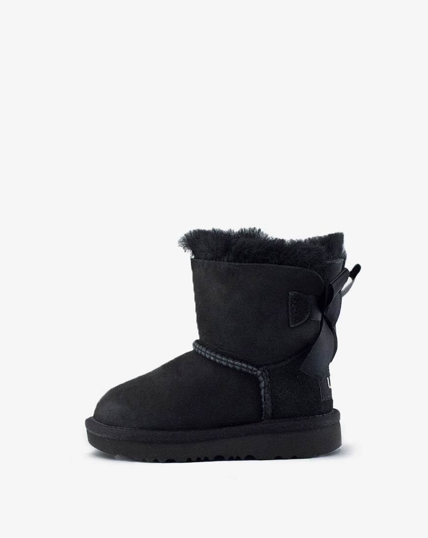 ugg bailey bow mini black