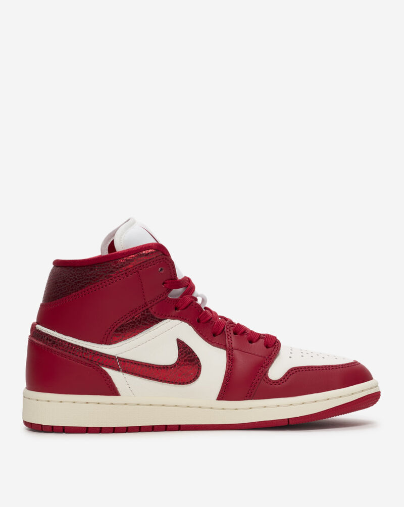 Jordan Air Jordan 1 Mid SE HJ9337-106 Red 4