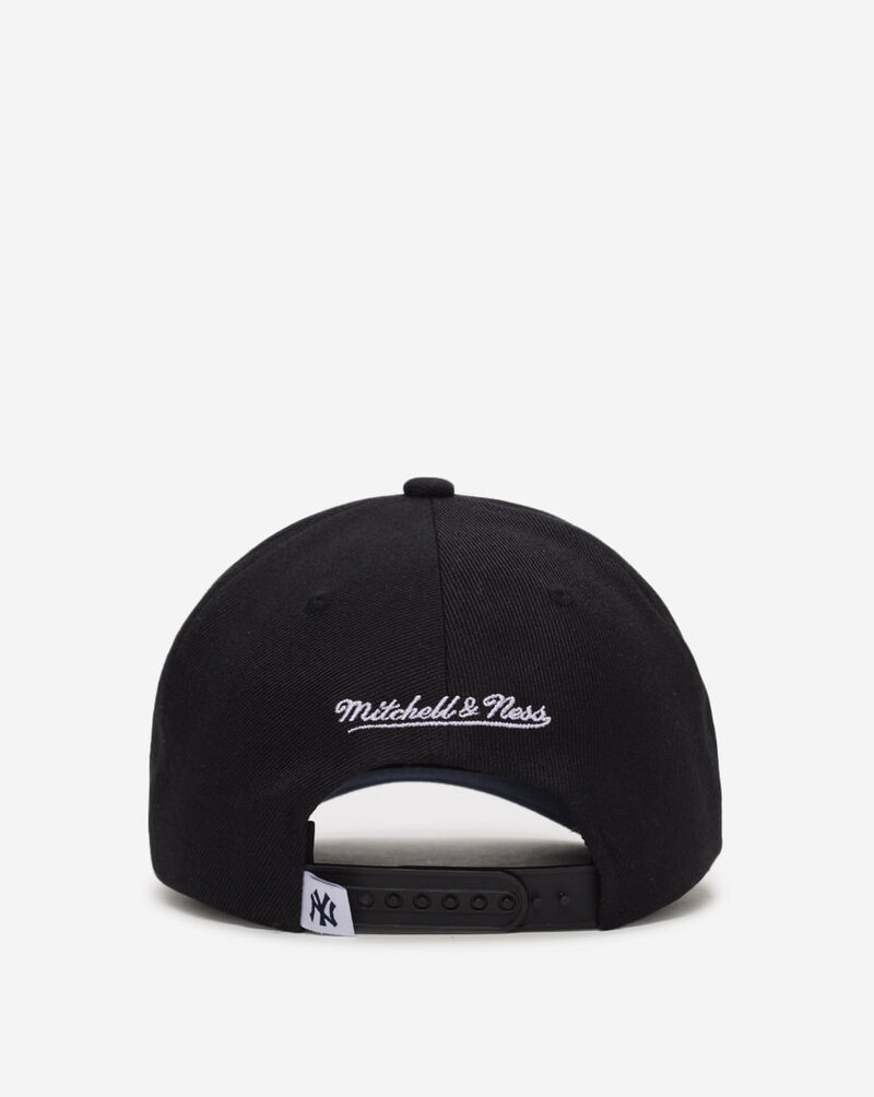 Mitchell  Ness New York Yankees Hyper Type Pro Crown Snapback Hat HP10053-NYYBLCK Black 3