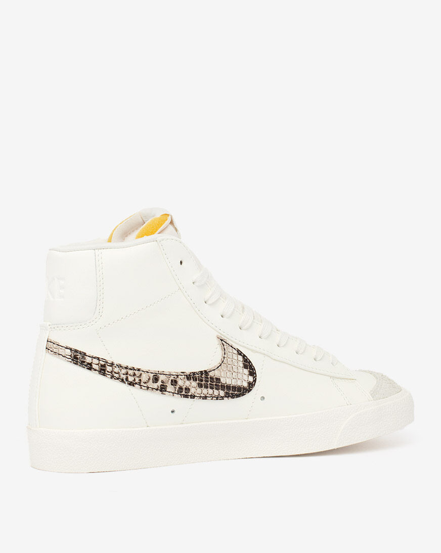 snipes blazer mid