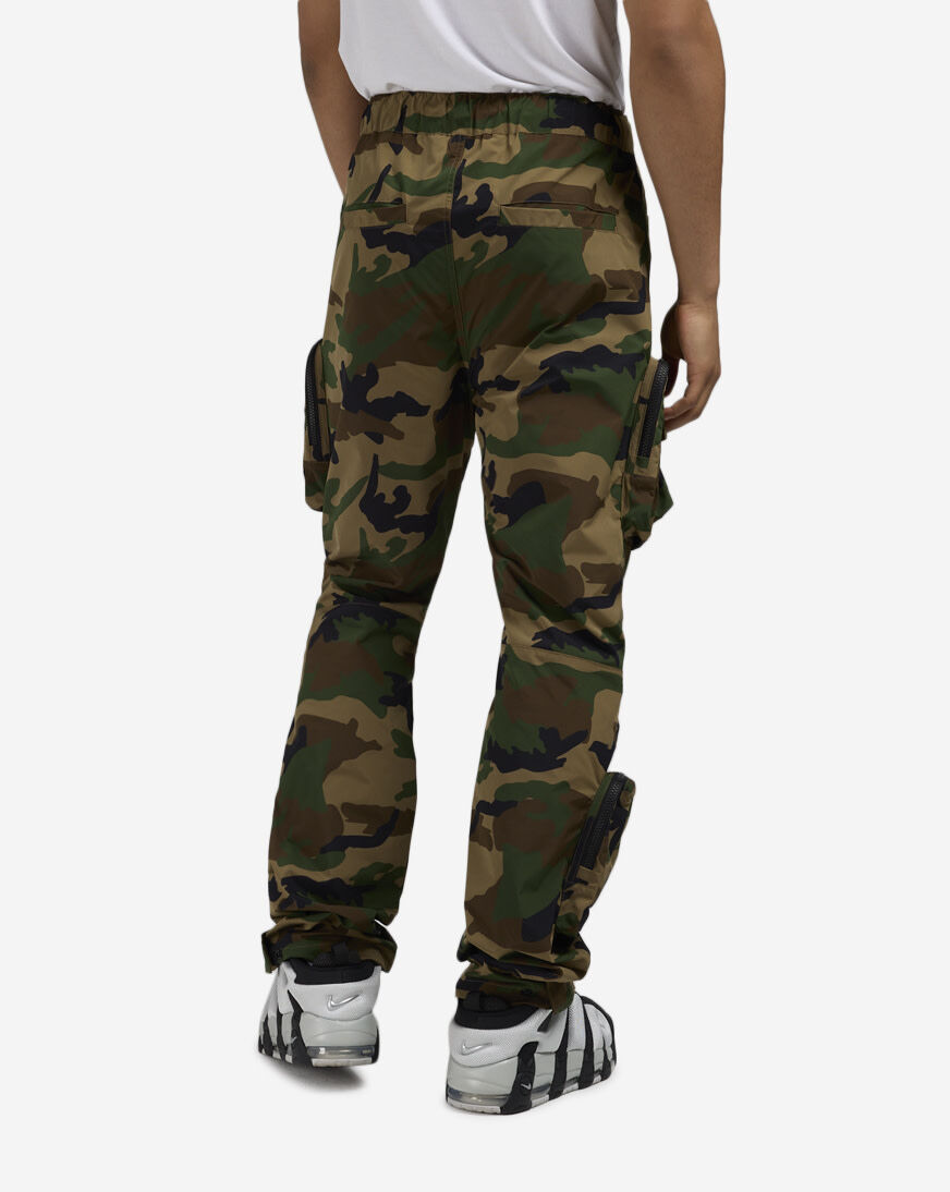 Shop Smoke Rise Utility Nylon Joggers WP25182SNZ-CAM camo