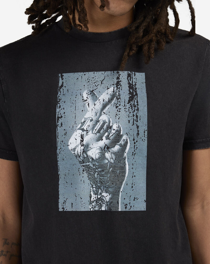 Mister Tee Love Hand Sign Tee MTUS472A-US-03054 Black 3