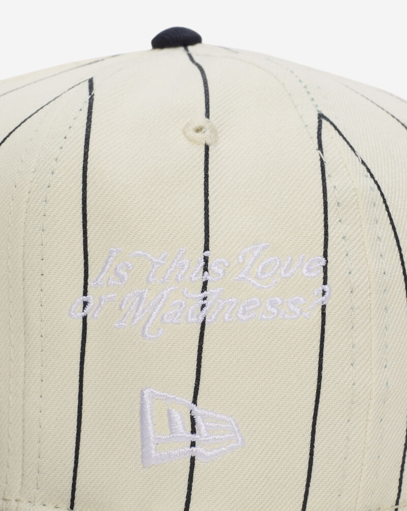 New Era 59Fifty New York Yankees DSM Pinstripe Fitted Hat 60770383 White 3