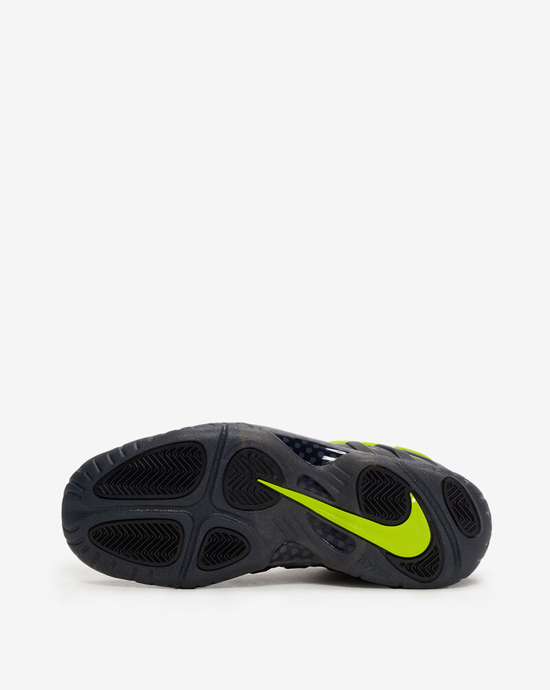 Nike Big Kids' Air Foamposite Pro IQ7230-001 Black 6