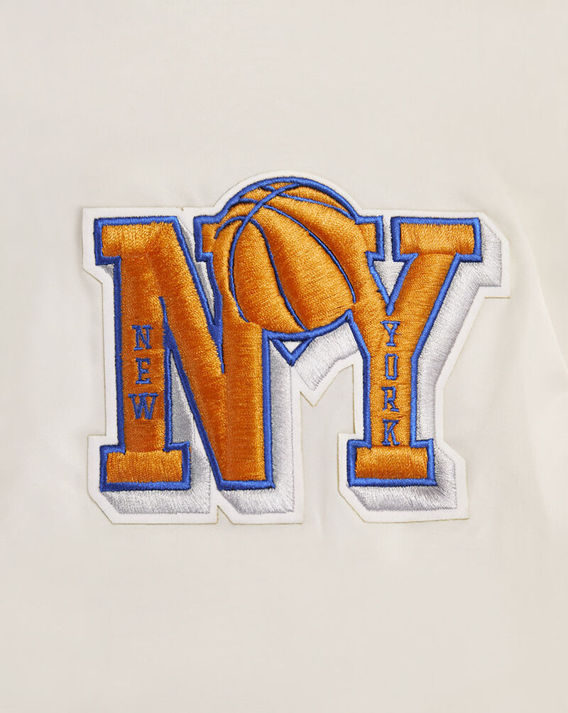PRO STANDARD New York Knicks Retro Classic Rib Satin Jacket BNK656097-ERB cream 2