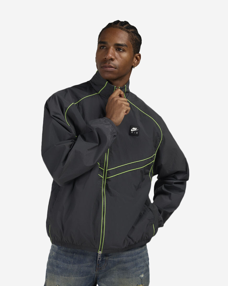 Shop Nike Air Windrunner Track Jacket IF1288-060 black | SNIPES USA