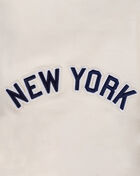 PRO STANDARD New York Yankees Retro Classic Fleece Short  LNY335129-EGG cream 4