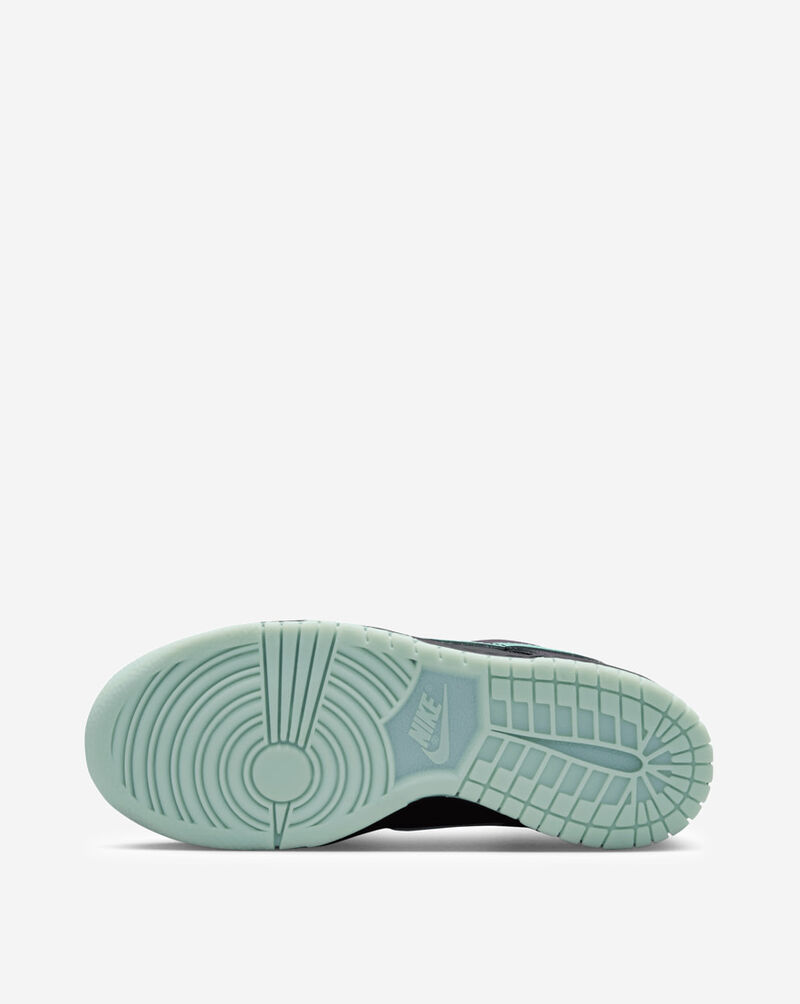 Nike Big Kids' Dunk Low FB9109-013 Grey 5