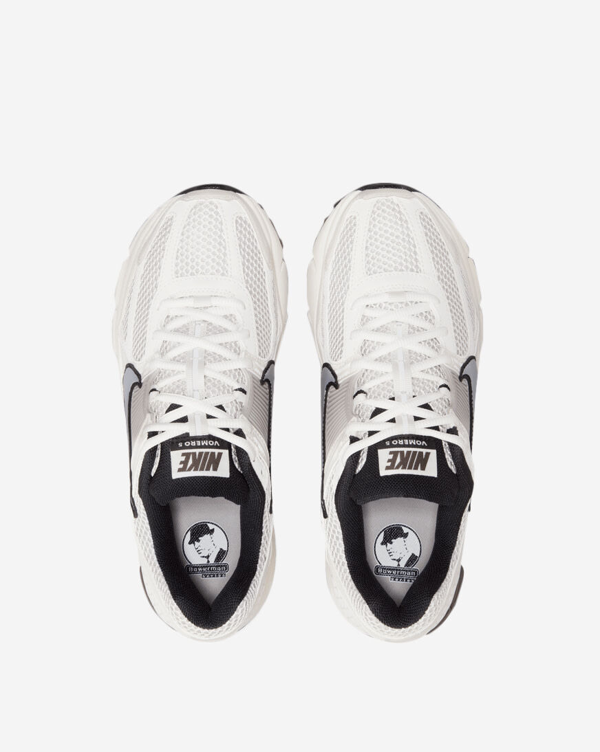 シューズ・サンダルその他 Nike zoom vomero 5 women shoes FJ2028-002 Amazon.com | Nike Zoom Vomero 5 Women's Shoes (FJ2028-002
