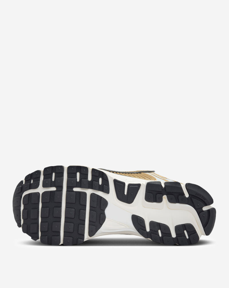 Nike Zoom Vomero 5 HF7723-001 Gold 3