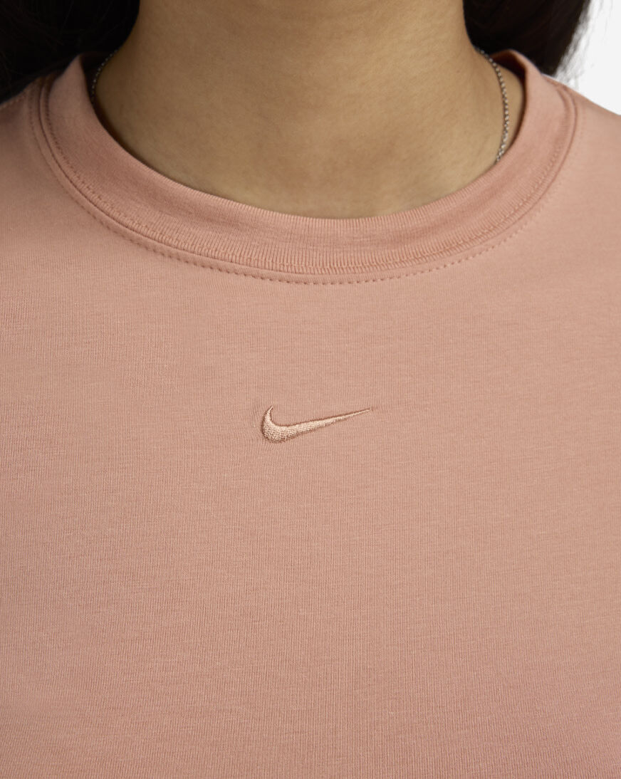 Shop Nike NSW Chill Knit Cropped T-Shirt HF9538-688 pink | SNIPES USA