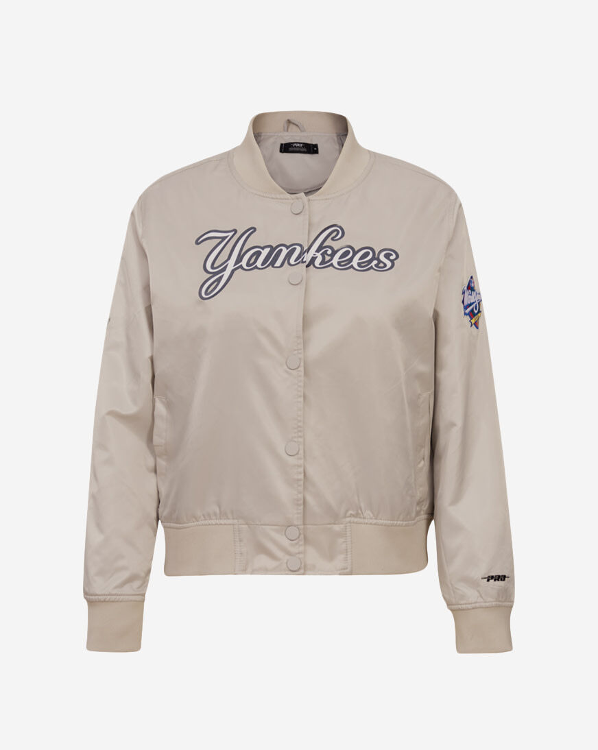 Shop PRO STANDARD New York Yankees Classic Satin Jacket LNYU34435