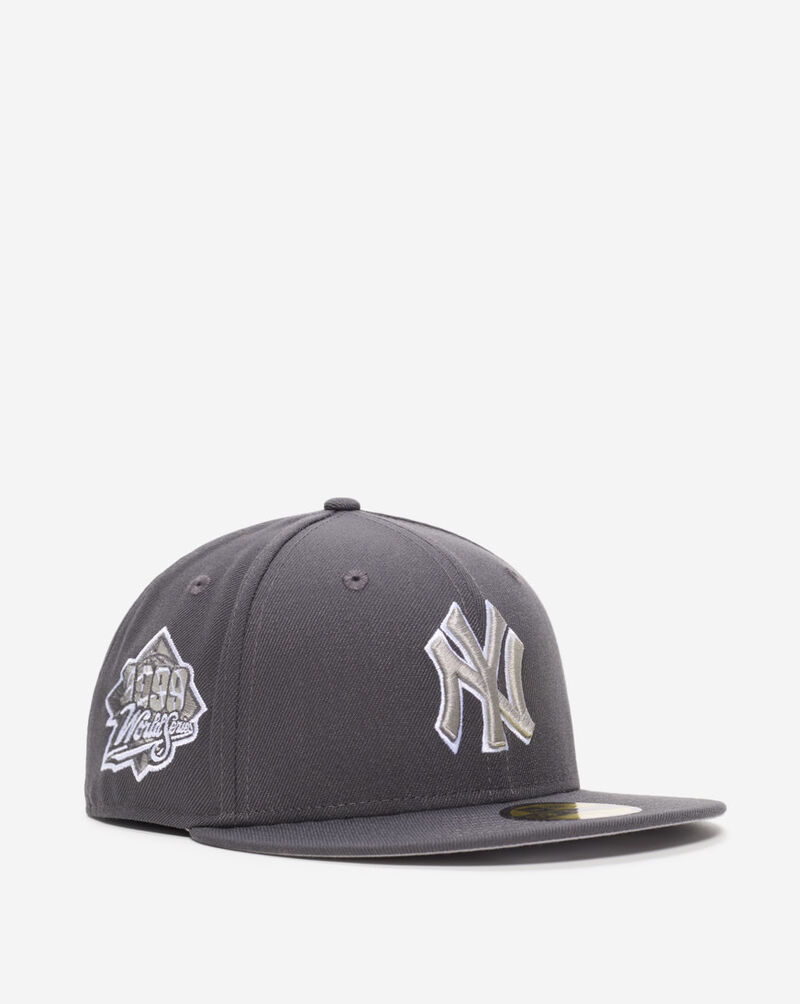 New Era 59Fifty New York Yankees Dark Graphite Fitted Hat 70886102 Grey 1