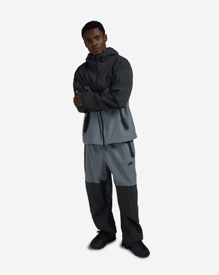 Shop Nike Tech Woven Full-Zip Jacket HM7151-065 grey | SNIPES USA Shop Nike Tech Woven Full-Zip Jacket HM7151-065 grey | SNIPES USA