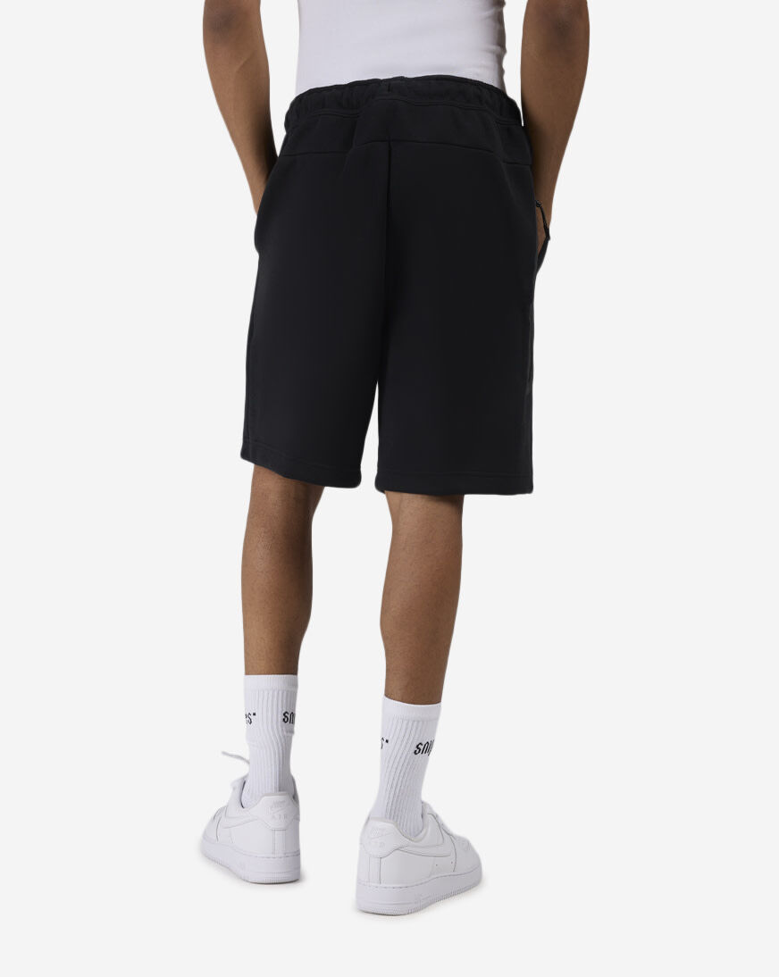 Shop Nike Tech Fleece Shorts IM0693-010 black | SNIPES USA
