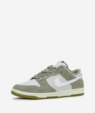 Dunk Low Retro SE