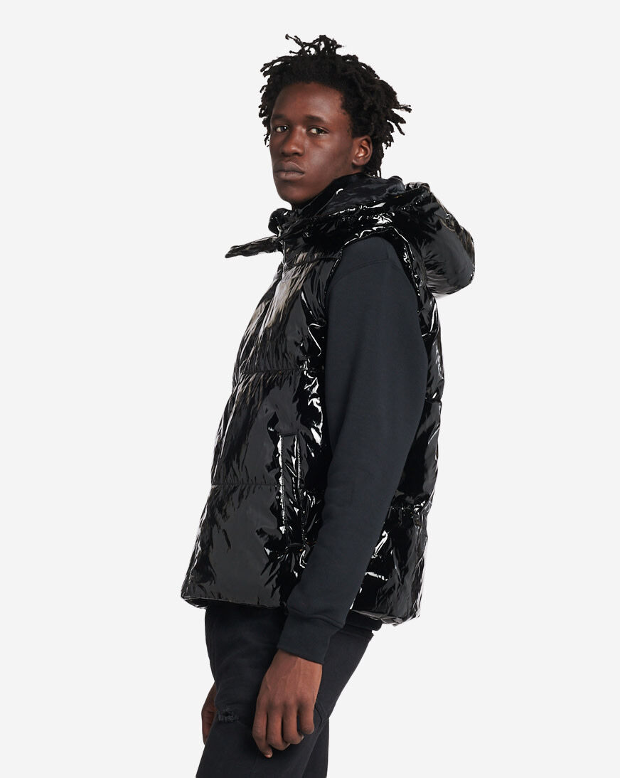 Shop Decibel Shiny Bubble Hooded Vest FW22V106 BLK black SNIPES USA