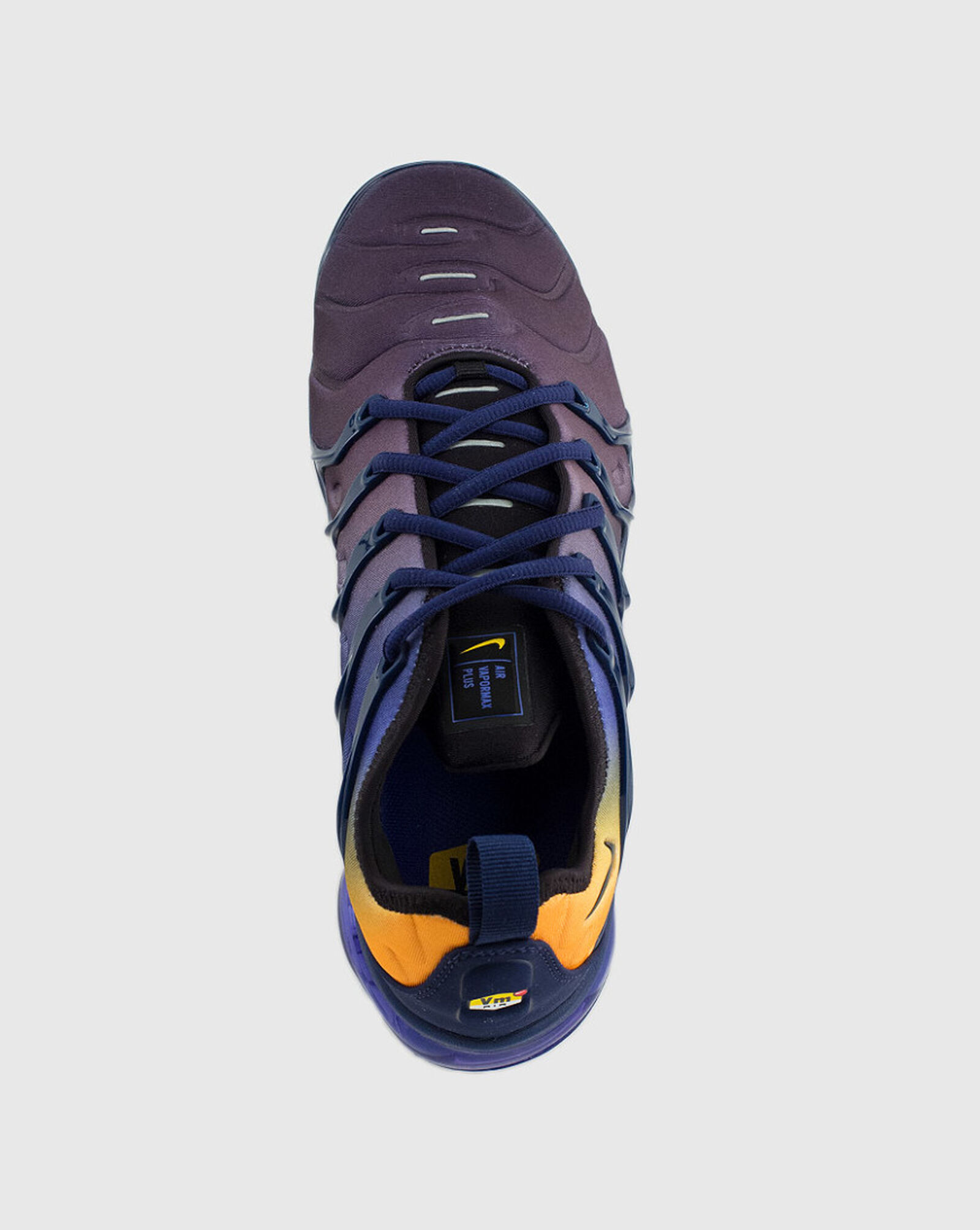 vapormax plus persian violet