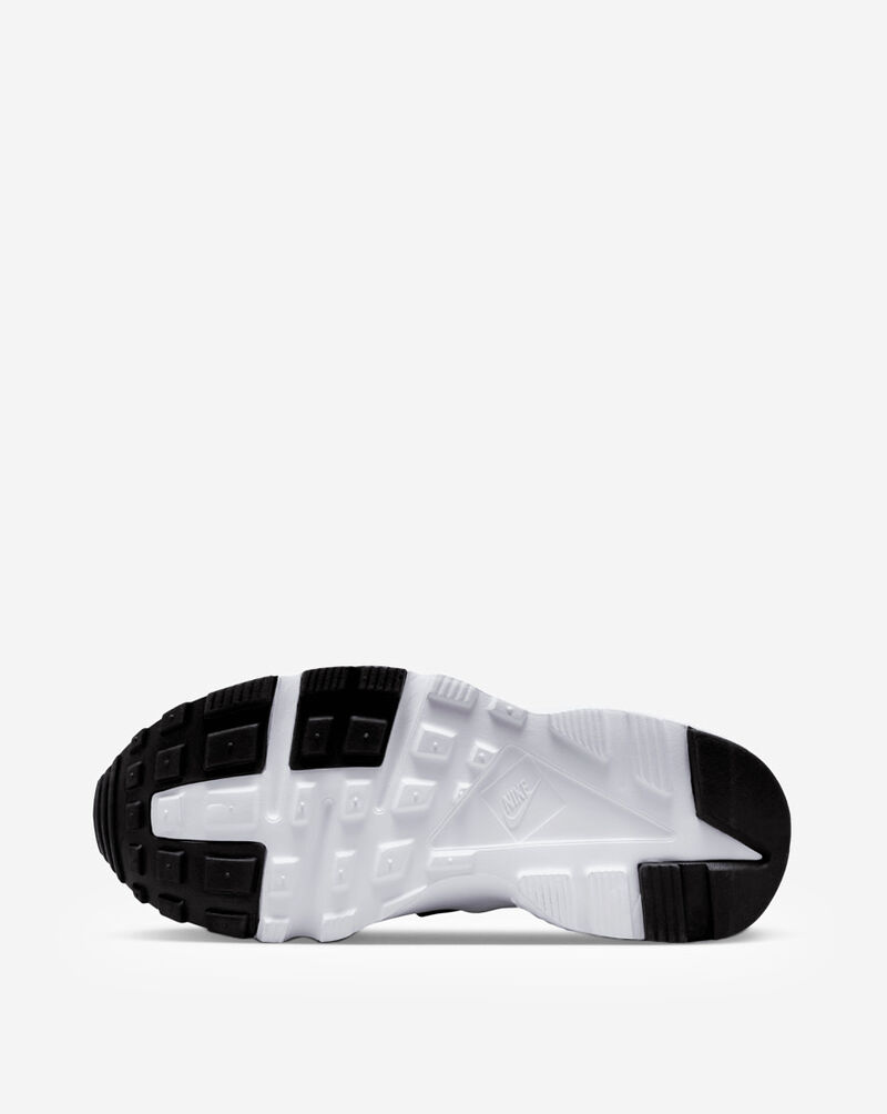 black huaraches grade school