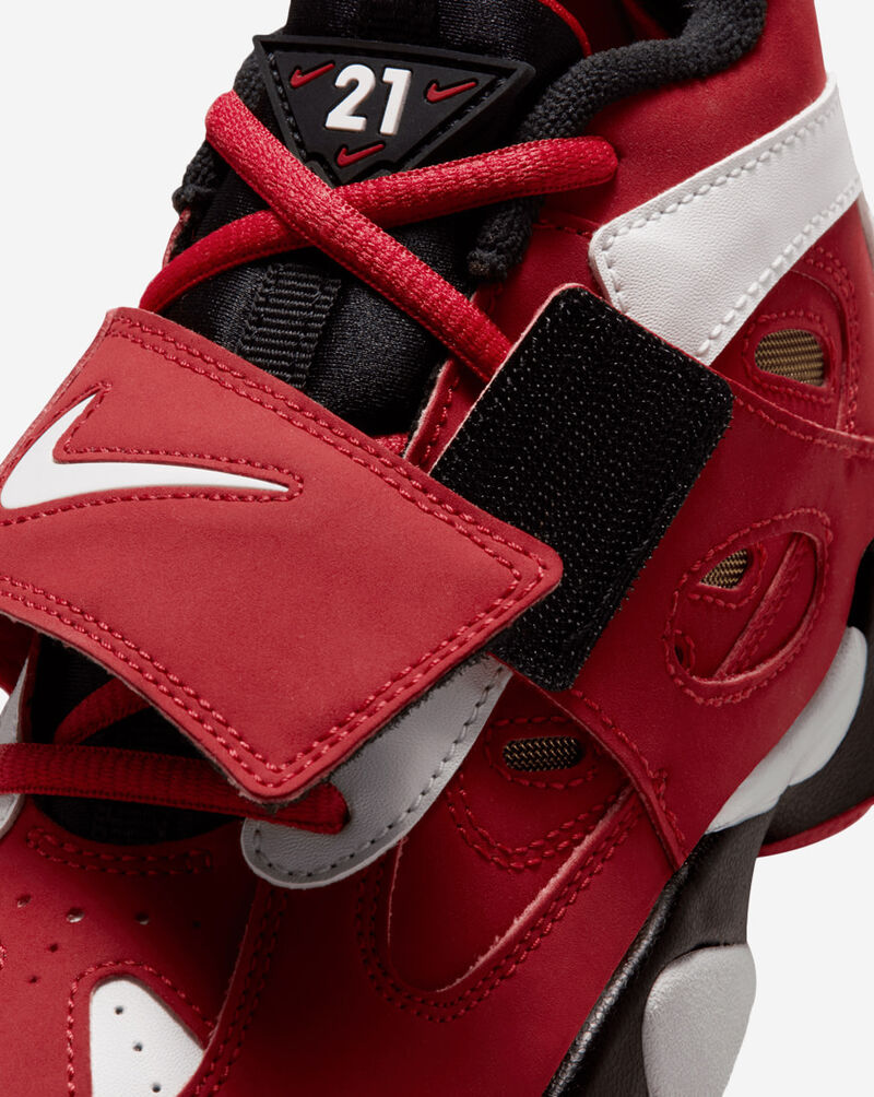 Nike Little Kids' Air Diamond Turf II IR4726-600 Red 7