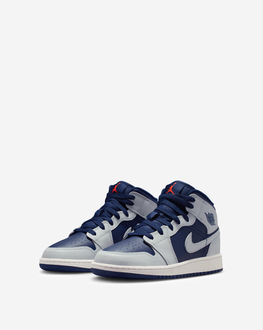 Shop Jordan Big Kids' Air Jordan 1 Mid DQ8423-403 blue | SNIPES USA
