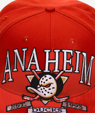 59Fifty Anaheim Ducks Oversized Script Fitted Hat