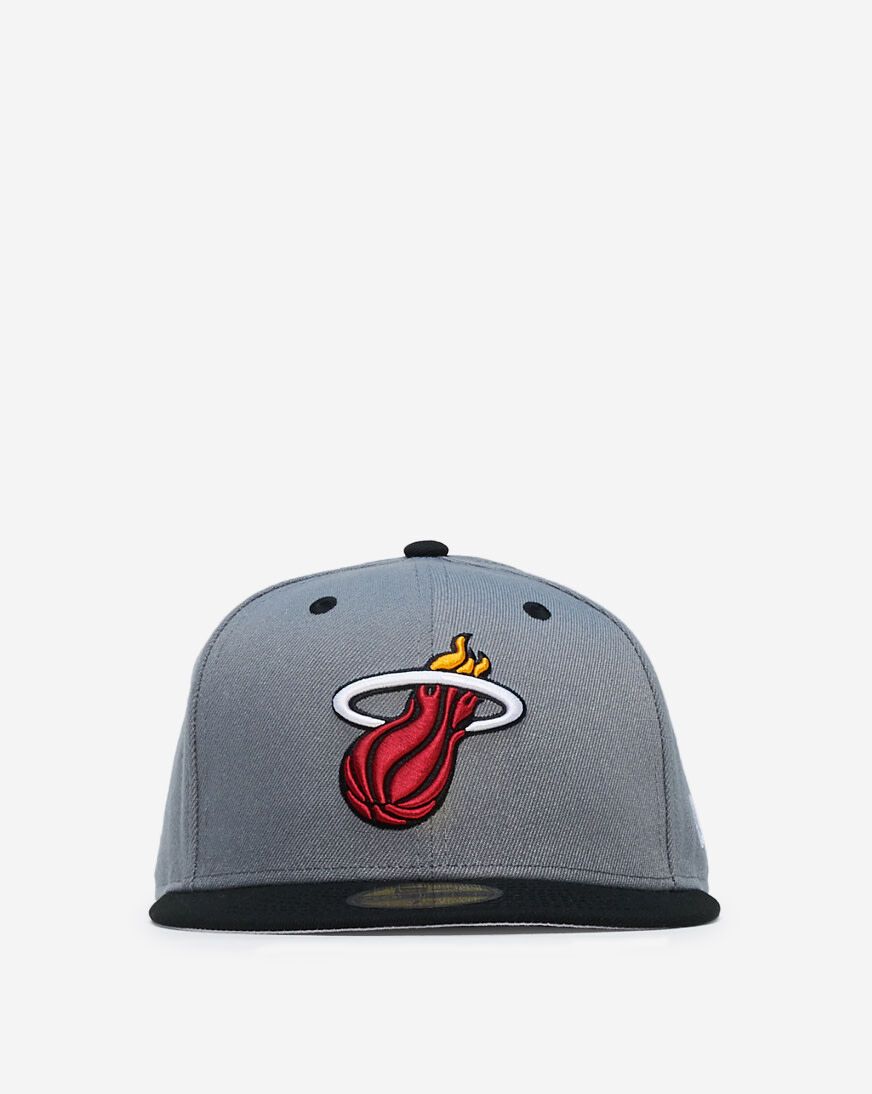 Shop New Era New Era 59Fifty Miami Heat Two Tone Fitted Hat