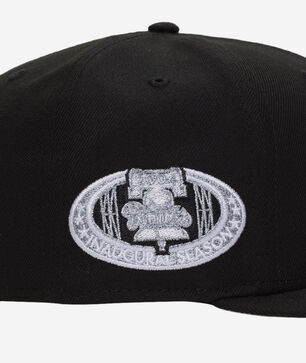 59Fifty Philadelphia Phillies Metallic Fitted Hat