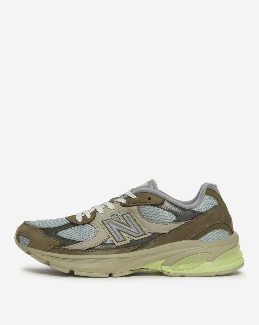 Shop New Balance ABZORB 2010 U20101AH green | SNIPES USA