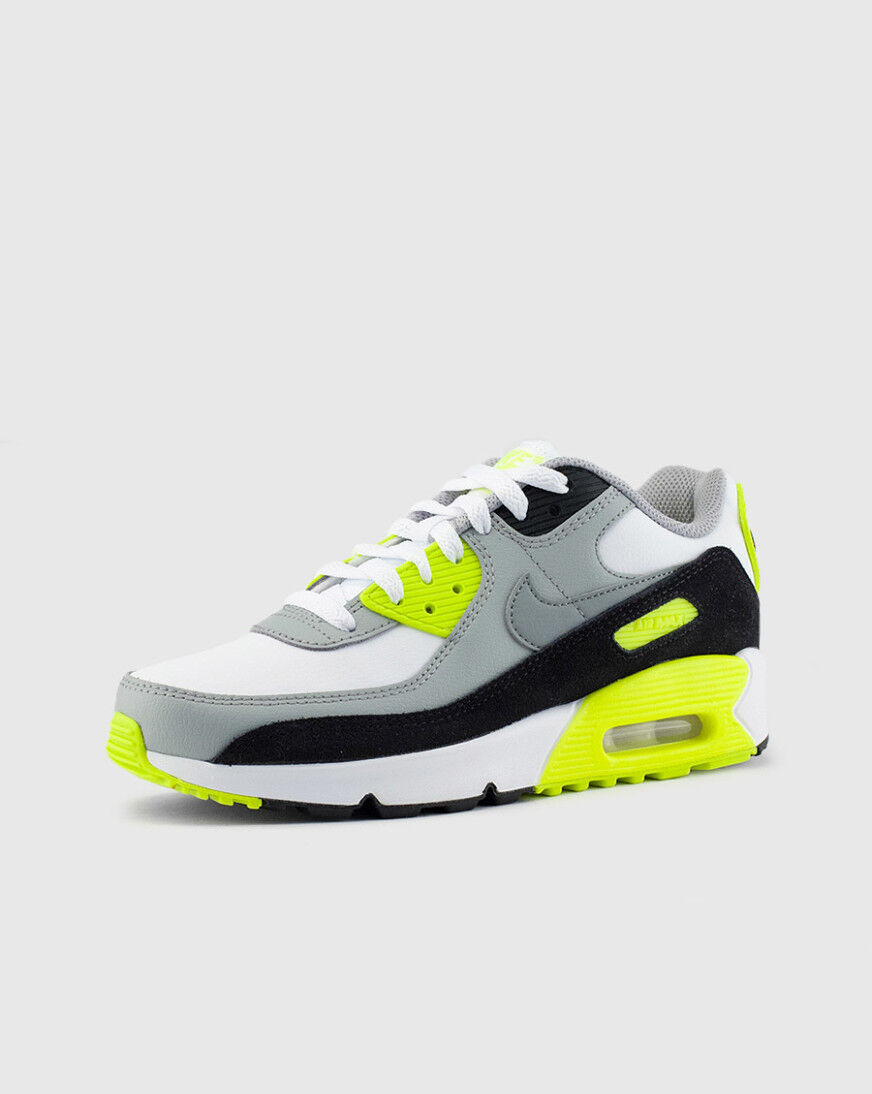 black air max grade school