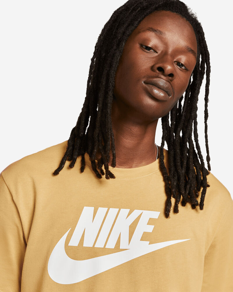 ar5004 nike