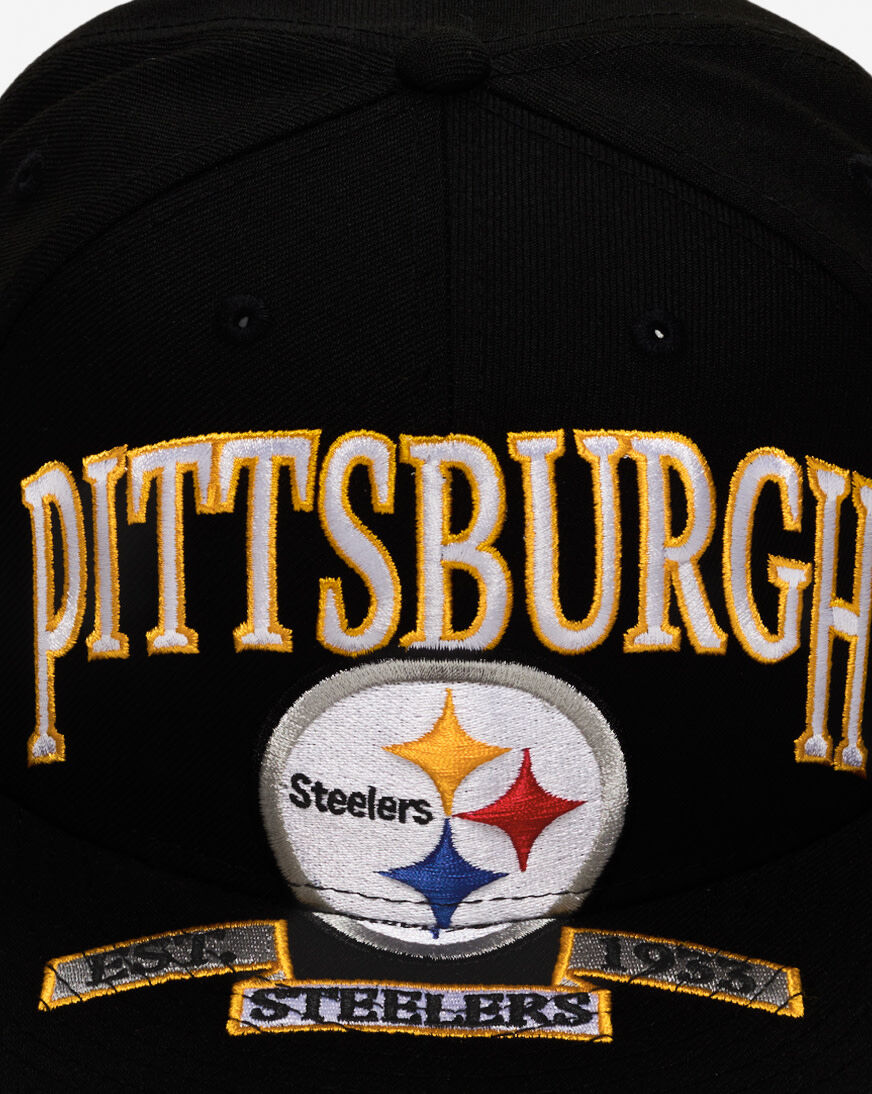 Shop New Era 59Fifty Pittsburgh Steelers Oversized Script Fitted