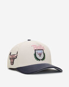 PRO STANDARD Chicago Bulls Pro Pinch Snapback BCB7516630-WMN cream 1