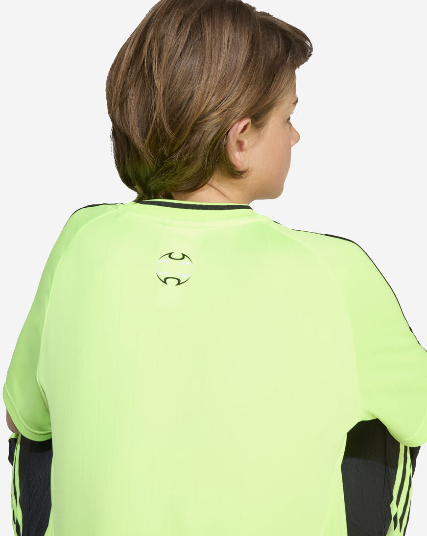 Shop adidas Kids' Teamgeist T-Shirt JY6318 green | SNIPES USA
