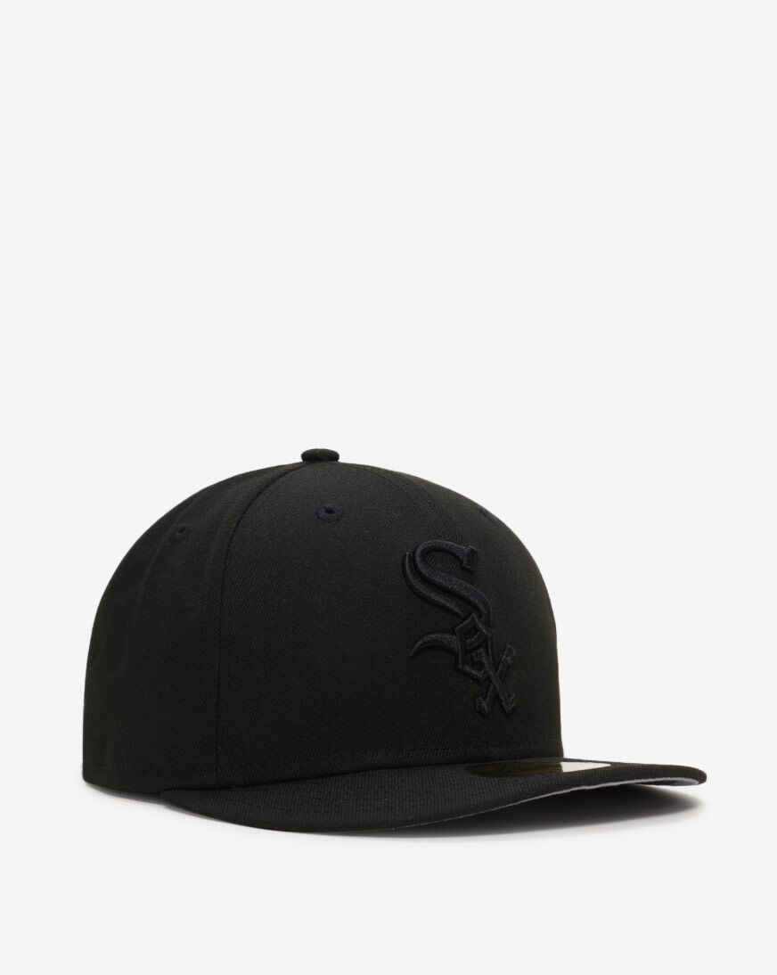 Shop New Era 59Fifty Chicago White Sox Core Black Fitted Hat
