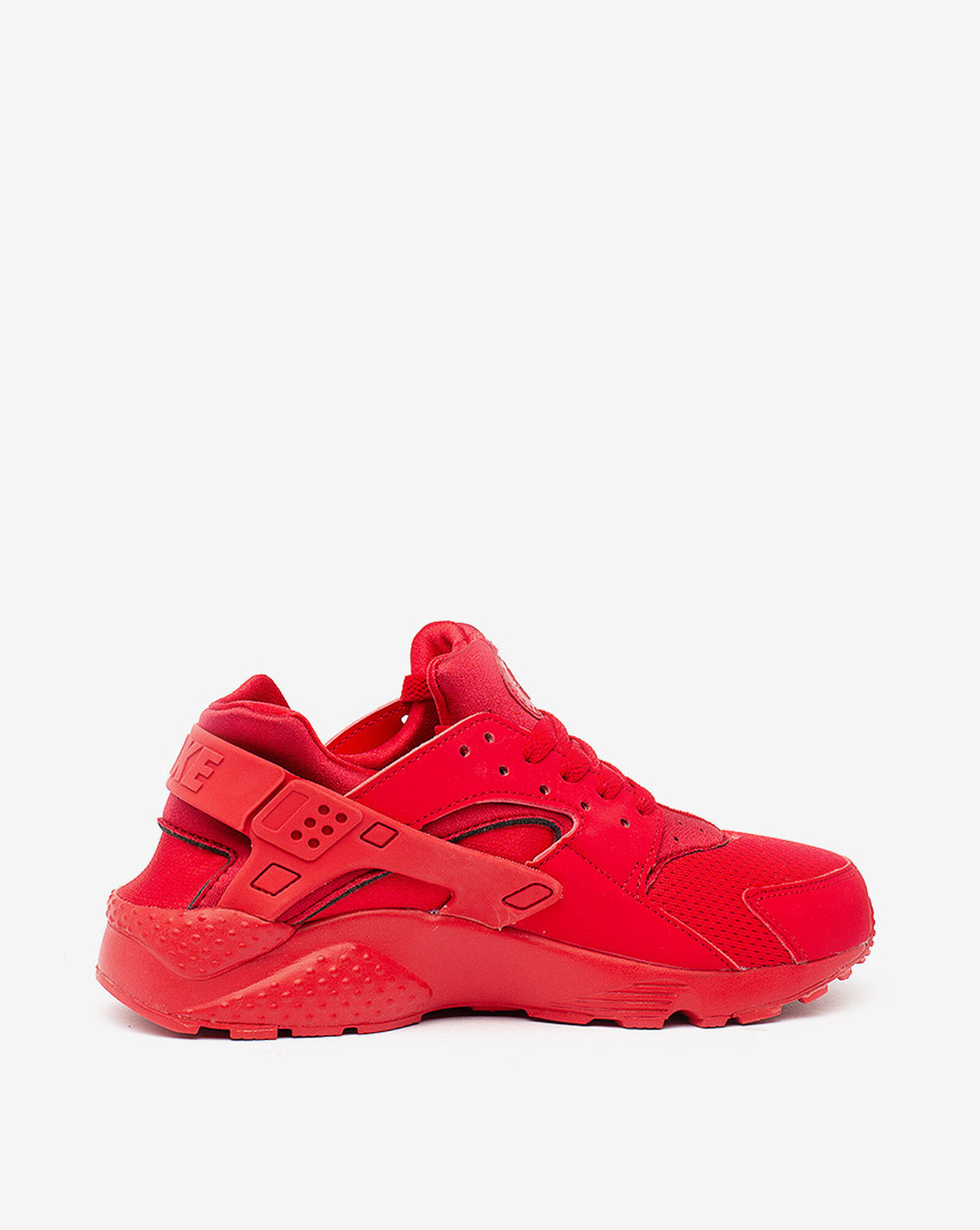 red huaraches boy grade school