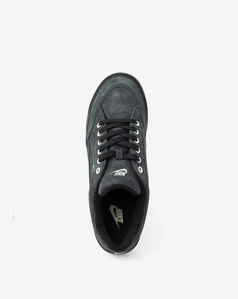 snipes nike vintage