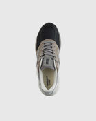 990v5