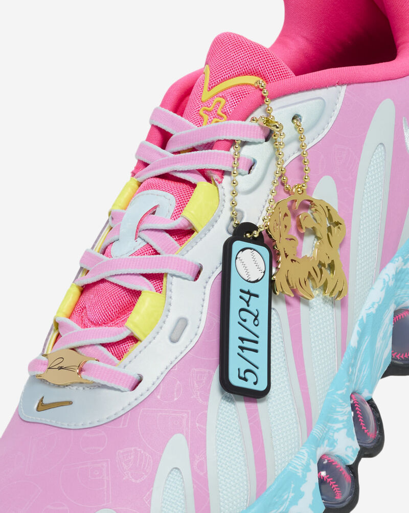 Nike Air Max Dn8 x Doernbecher Freestyle "Reagan" XIO7689-921X Pink 8