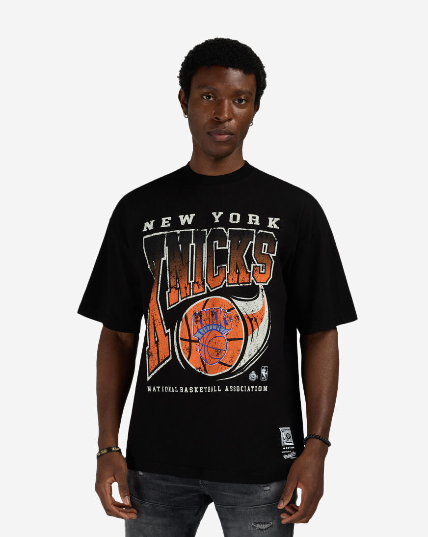 Shop Mitchell Ness New York Knicks Ball Out T-Shirt SS21264-NYBLCK