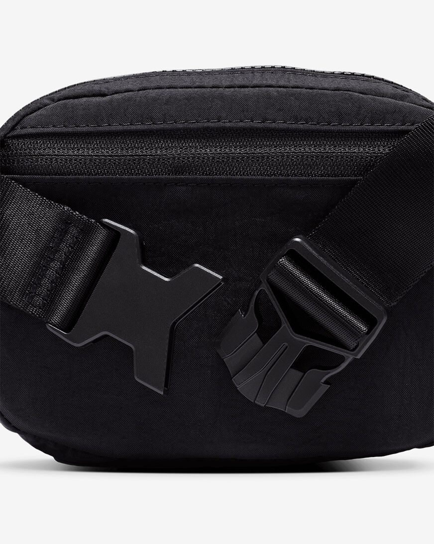 Shop Nike Aura Waistpack HM6120-013 black | SNIPES USA