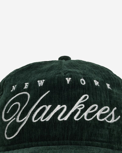 19Twenty New York Yankees Velvet Snapback Hat