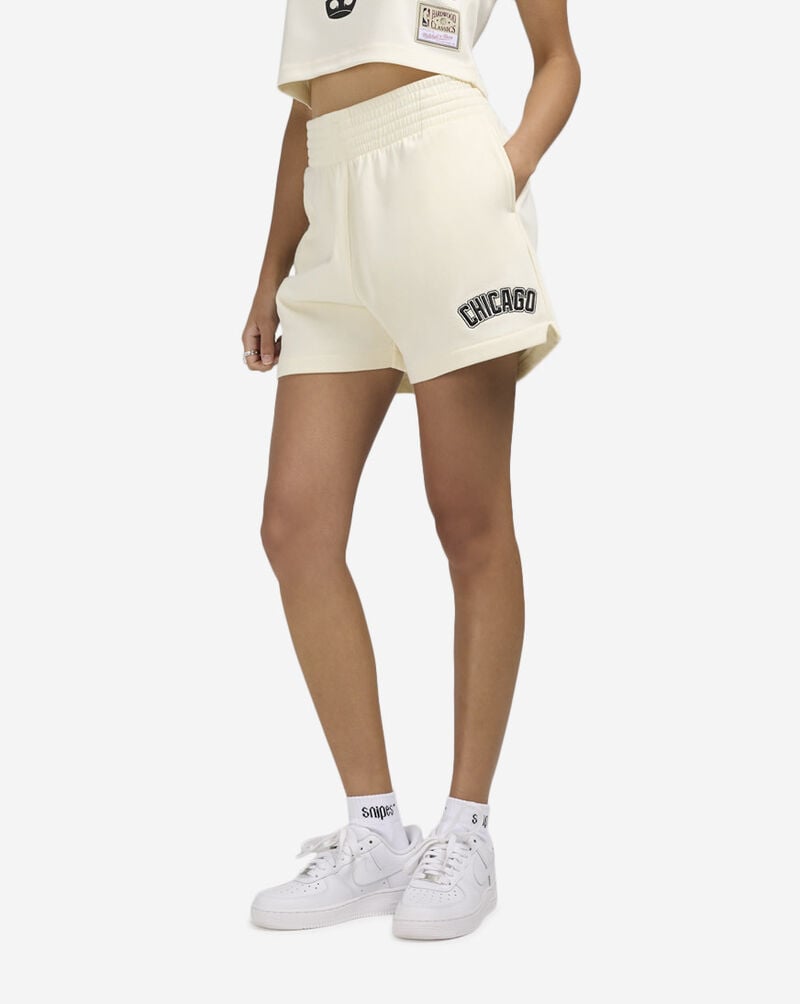 Mitchell  Ness Chicago Bulls Fleece Shorts BT8485-CBUCREA Beige 1