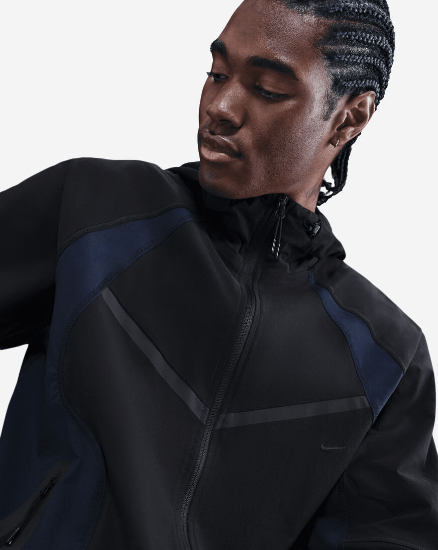 Shop Nike Dri-FIT Woven Color-Block Windrunner Loose Jacket IH8461