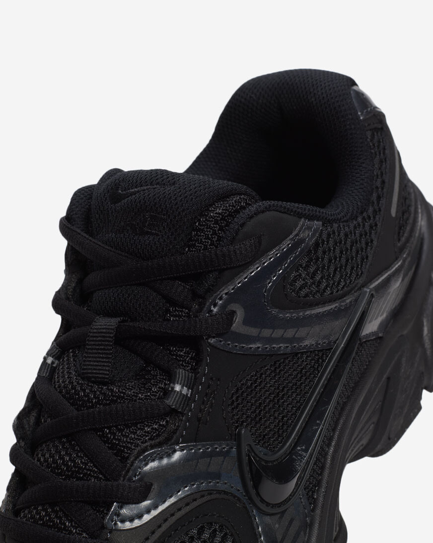 Shop Nike V5 RNR HJ5228-001 black | SNIPES USA