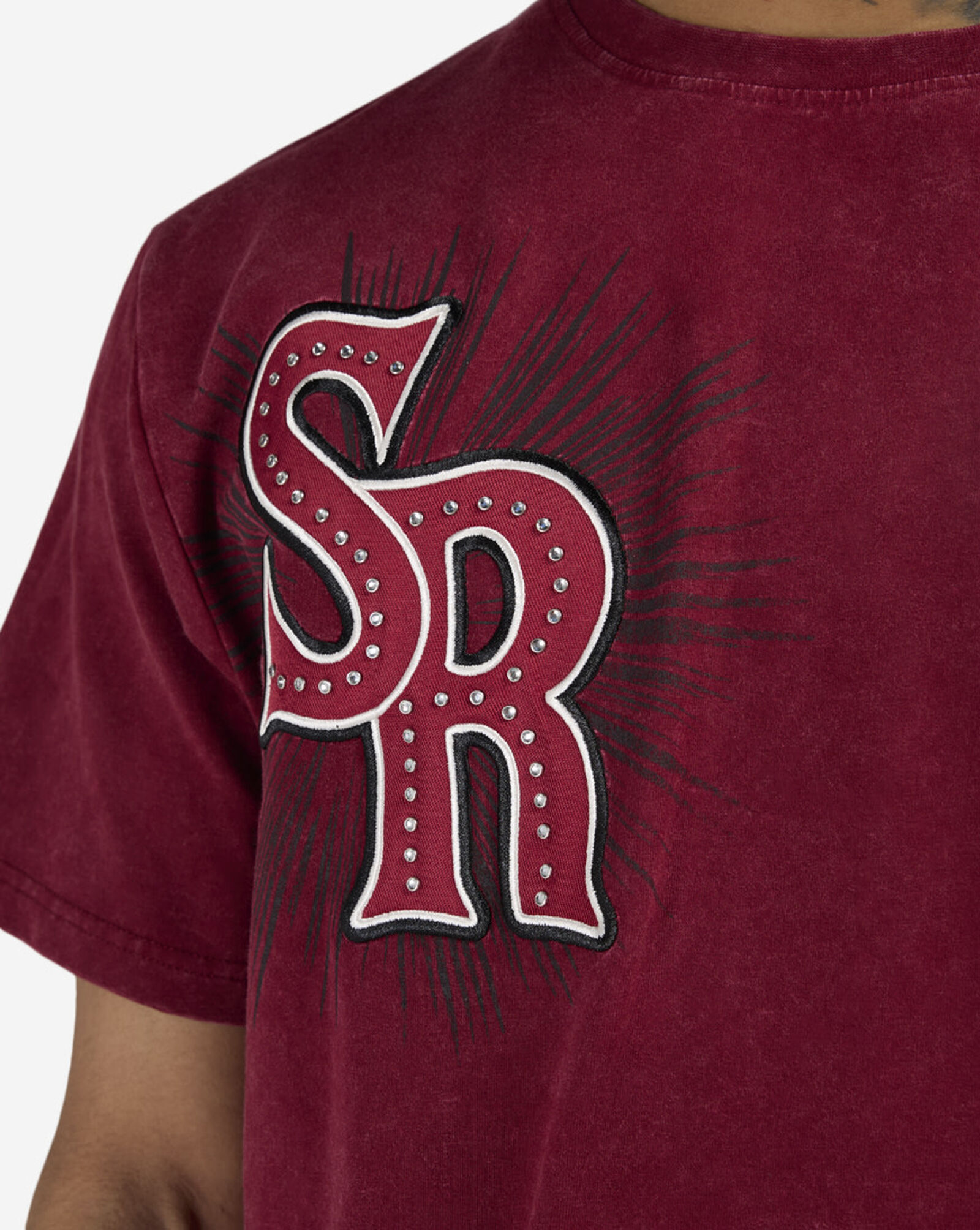 Shop Smoke Rise Legacy Tee KT25699SNZ-CAB red | SNIPES USA